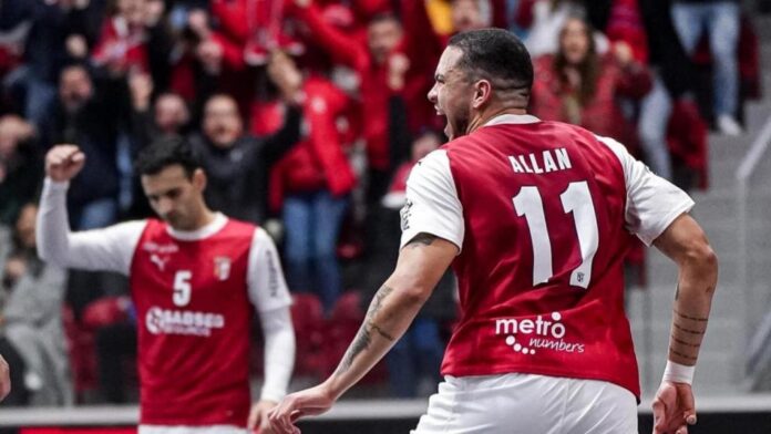 Futsal: Allan Guilherme festeja golo do Sp. Braga (SC Braga)