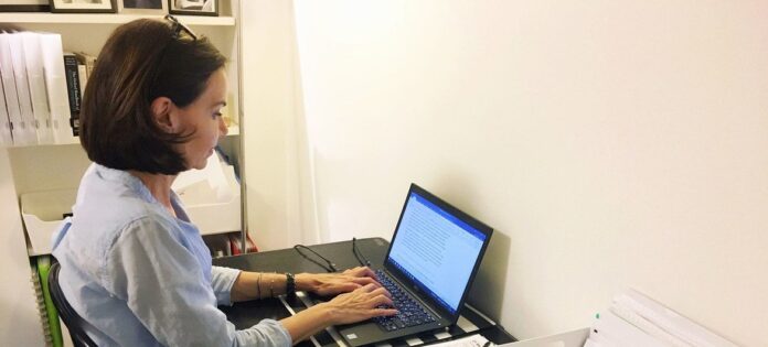 Este 10 de outubro é o Dia Mundial da Saúde Mental. O secretário-geral ressalta que a pandemia da Covid-19 inaugurou uma nova era de teletrabalho com “limites entre casa e emprego se dissolvendo cada vez mais