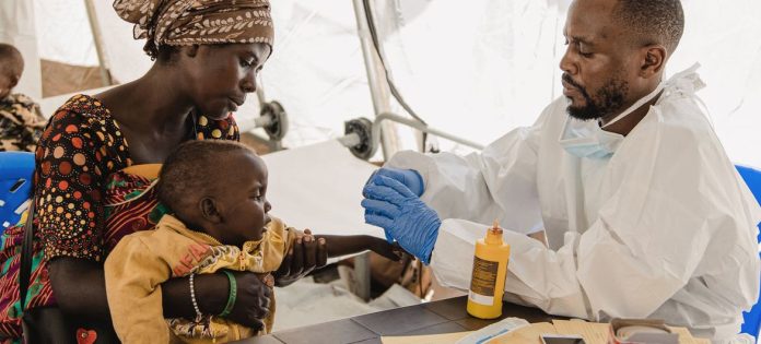 OMS e o Ministério da Saúde congolês estão aumentando ações de resposta para controlar o surto de antraz, que já causou uma morte