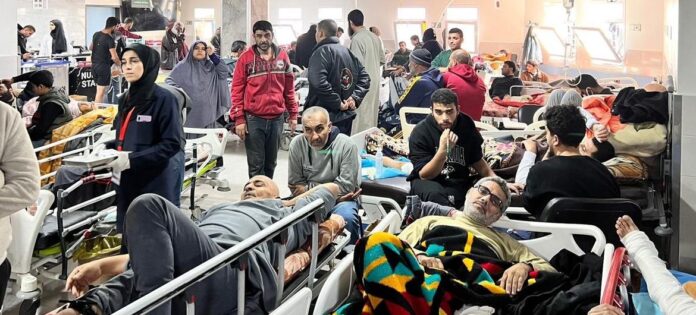 Um equipe da OMS participou em uma missão conjunta da ONU ao Hospital Al-Shifa, no norte de Gaza, no dia 16 de dezembro, para entregar suprimentos de saúde e avaliar a situação nas instalações